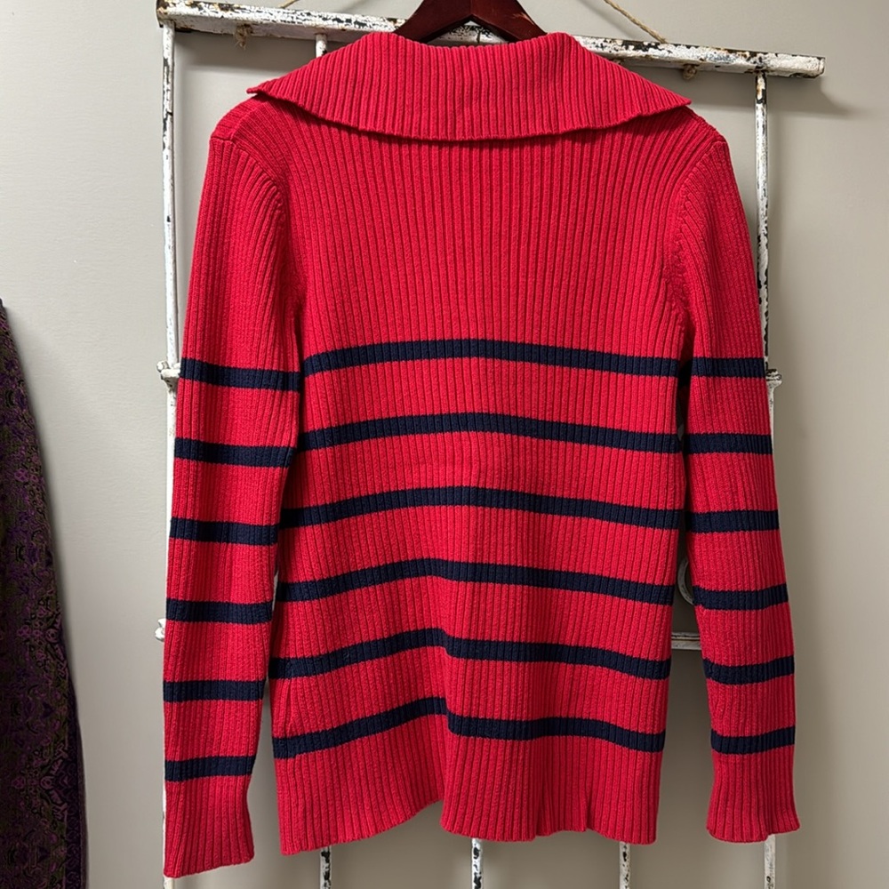 Liz Claiborne Sweater - Picture 2 of 3